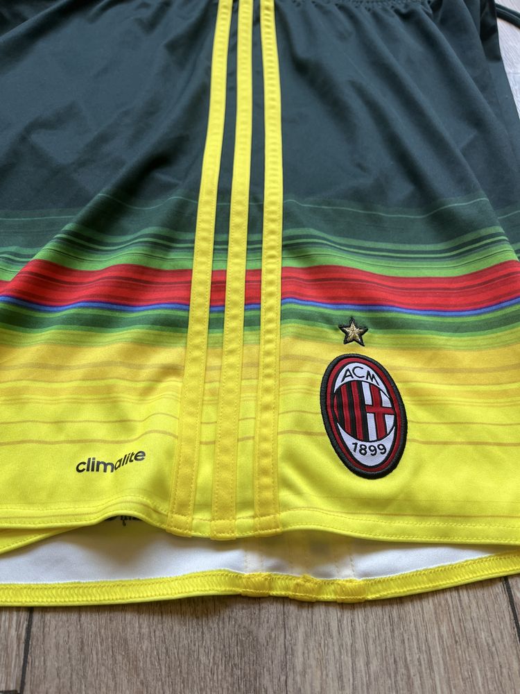 ADIDAS AC Milan - Футболни Милан размер Л / Оригинал