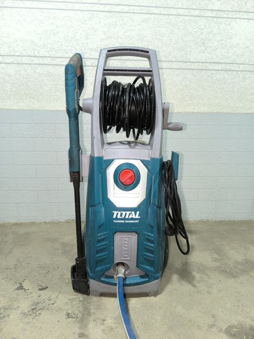 Karcher total  220-240 V ~50Hz  2500W