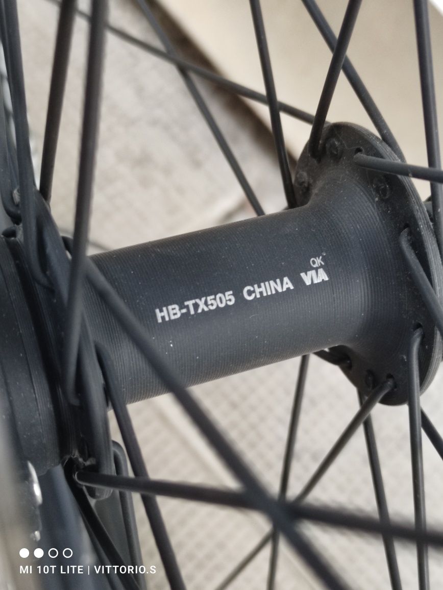 Предна капла WTB SX23 29 с гума WTB Trail Boss 29x2.25