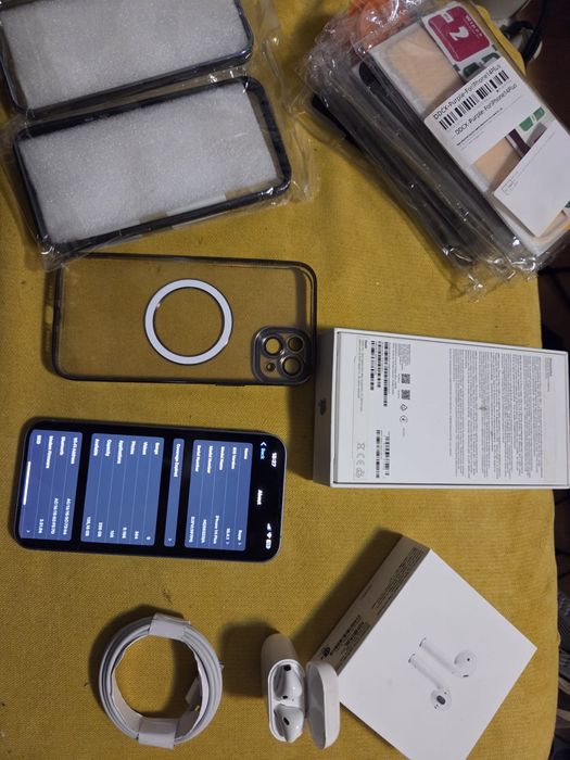 Iphone 14 PLUS 256 GB blue AIRPODS 2 ca si nou