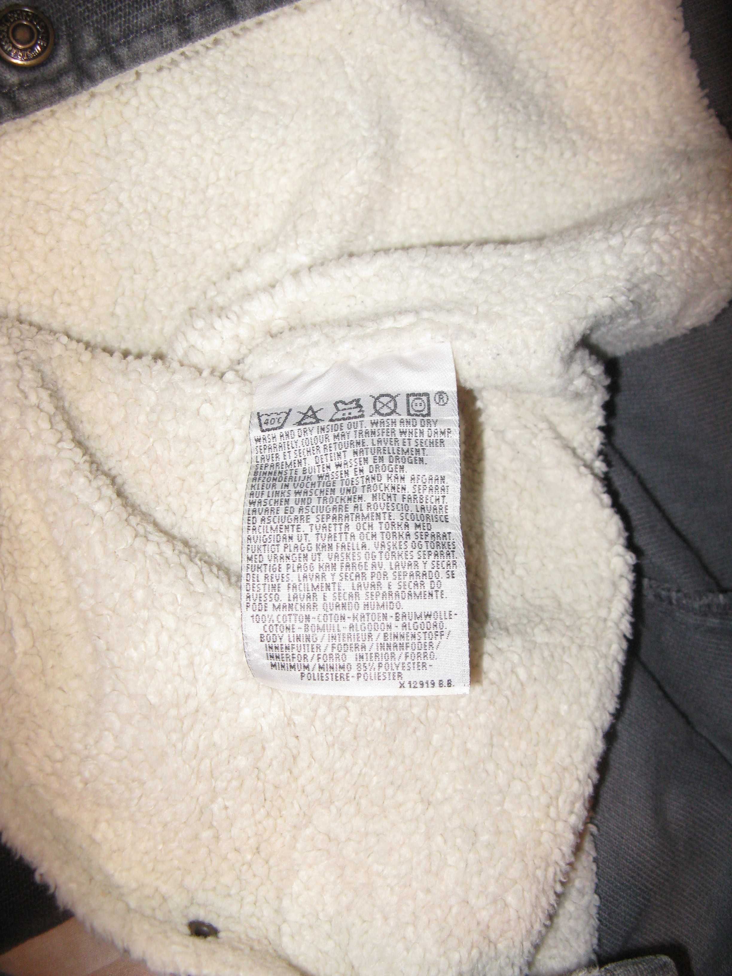 Geaca de blugi imblanita originala Levi`s - Marimea S