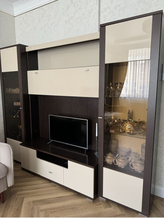 Продам стенку горку в гостиную