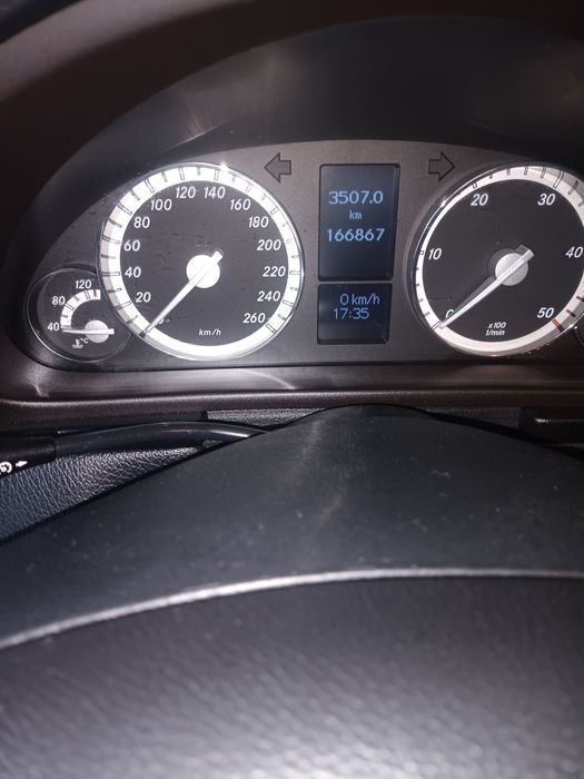 Schimb sau vând  mercedes