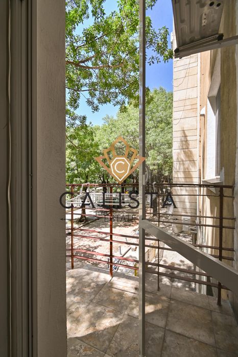 Дава се под наем Двустаен апартамент в София, Център - 60 кв.м за 800 € - Снимка #17