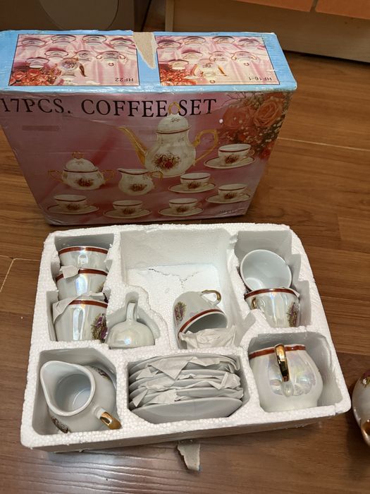 Набор  посуды «Мадонна»