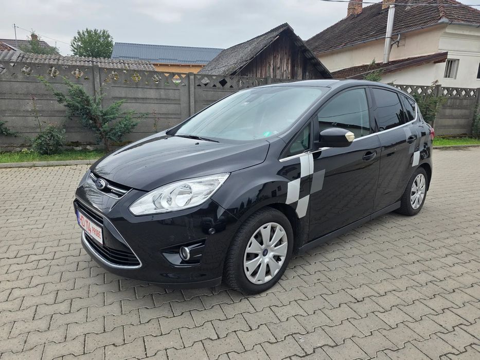 Ford C-Max 1.6 TDCI 116 cp 257000 km echipare Titanium