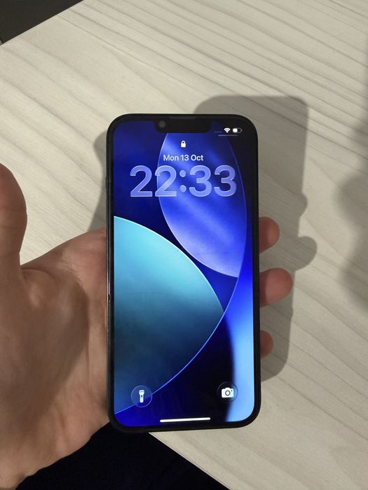 Iphone 13 128gb midnight in stare foarte buna