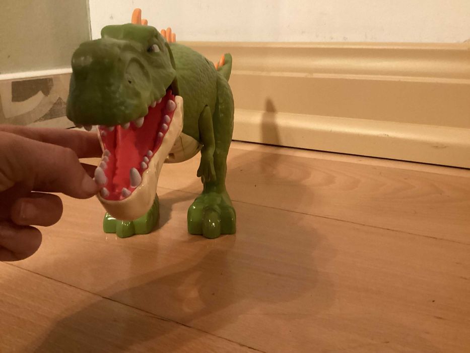 Jucarie dinozaur Gigantosaurus