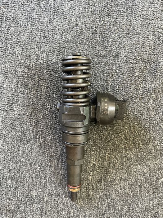 injectoare vw touareg 5.0 diesel 07Z130073H