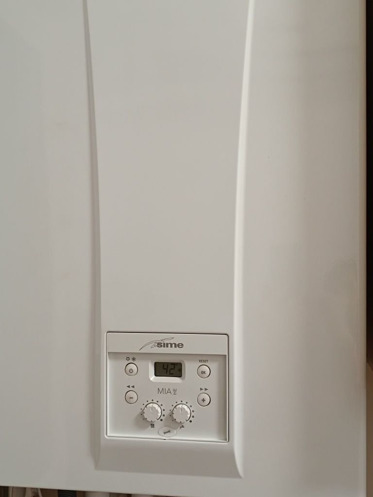 Vând/ Închiriez. Apartament 2 camere mobilat și utilat