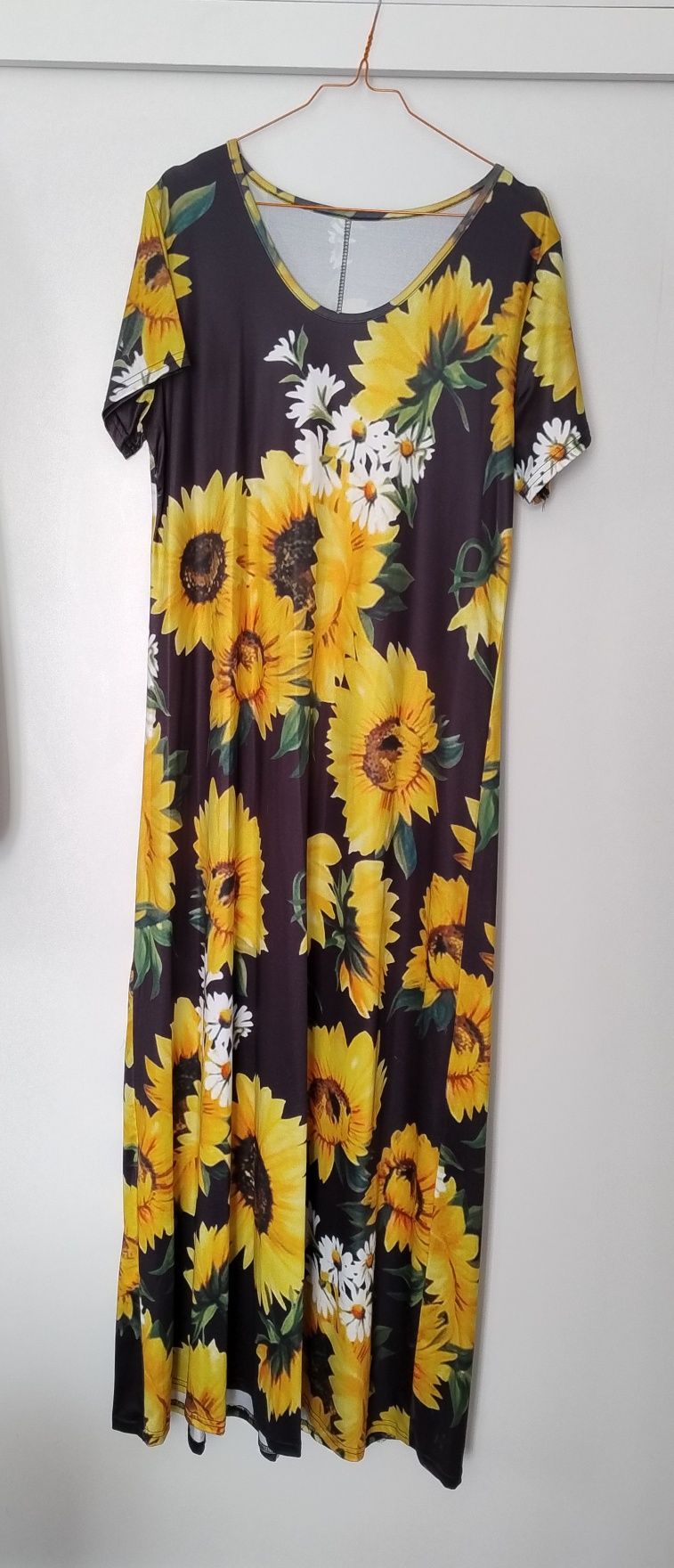 Rochie sexy maxi, nouă,la promoție