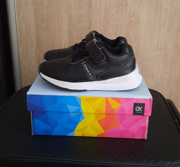 Кроссовки детские