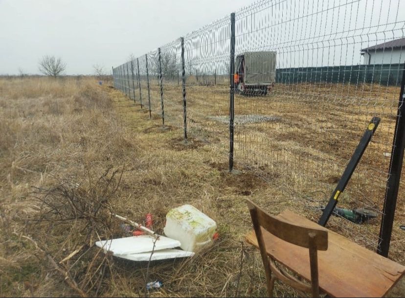 Vand garduri din plasa burdurată