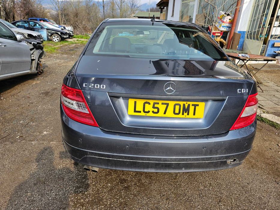 На части Mercedes C 220, C 220 W 204, В 204 C 200 Ц 200