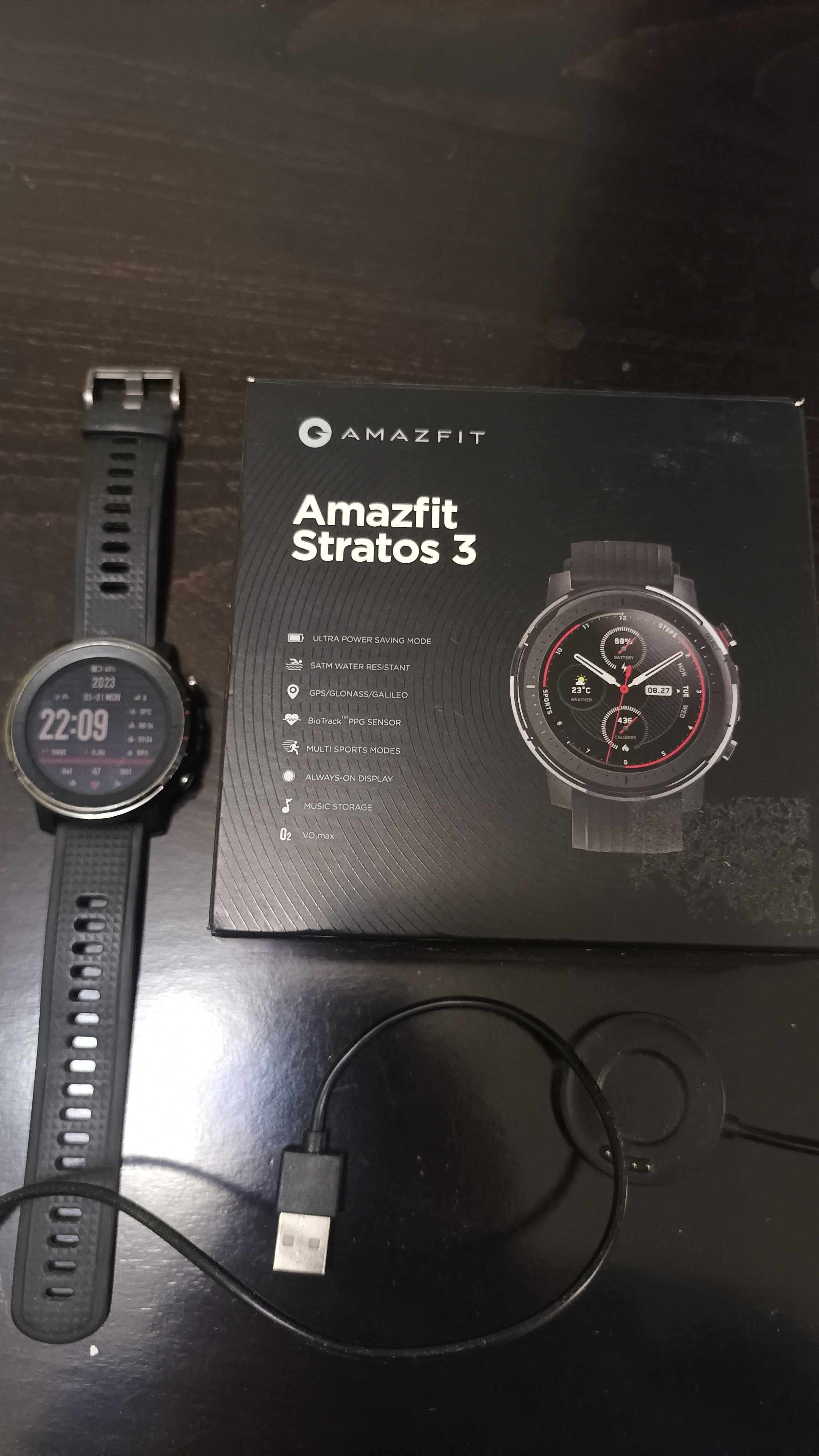 Смарт часовник Amazfit Stratos 3