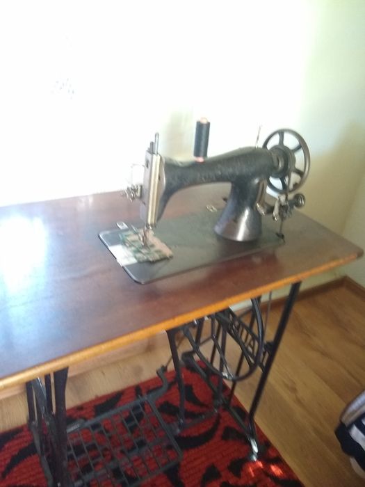 Masina de cusut Naumann nr 705