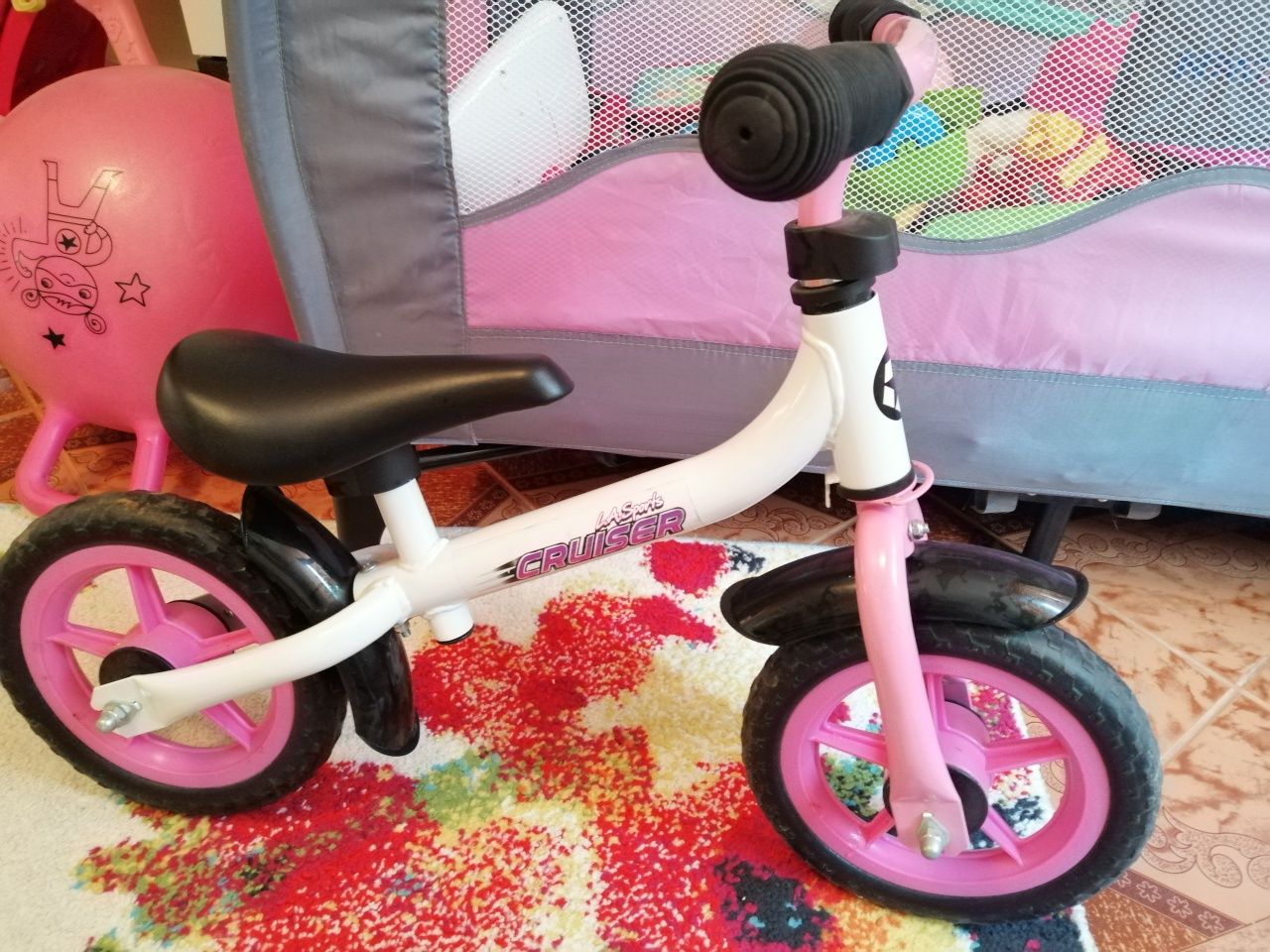 Bicicleta fără pedale.
