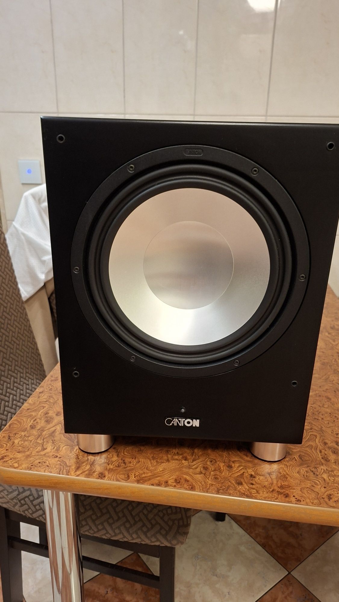 Subwoofer activ canton sub  12.2