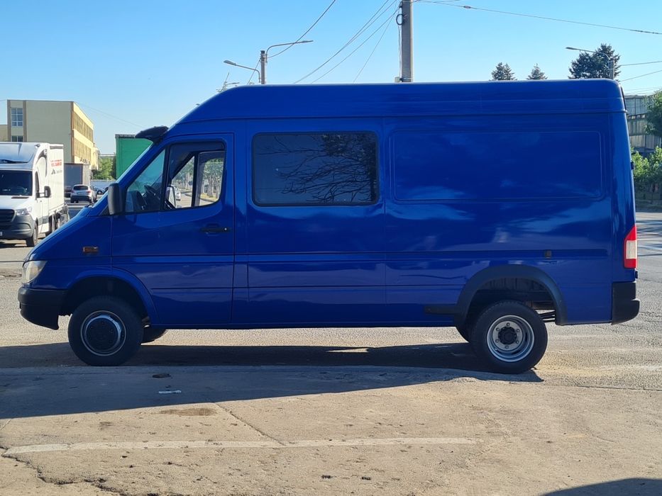 Mercedes sprinter