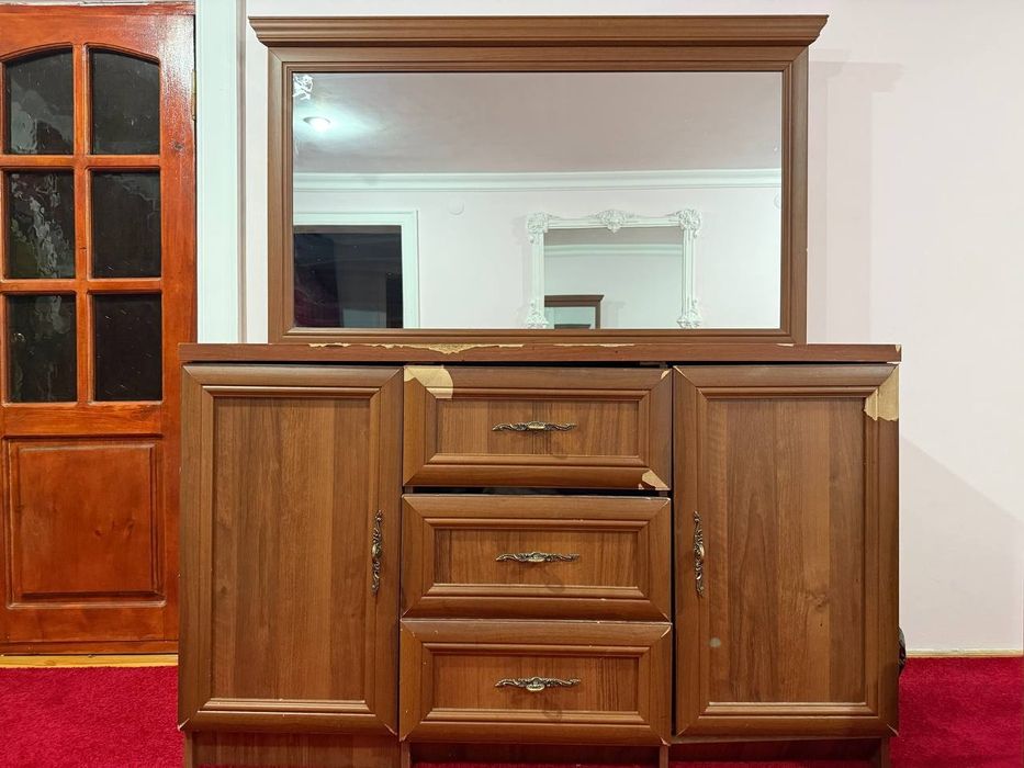 Mebel b/u xolati o'rta