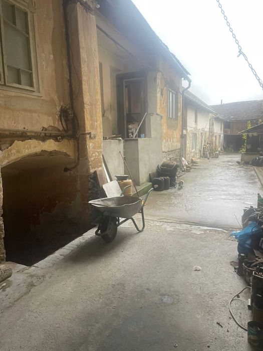 Casa 3 camere, anexe, Ilidia jud. Caras Severin