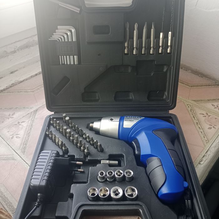 Шуруповёрт из 45 предметов