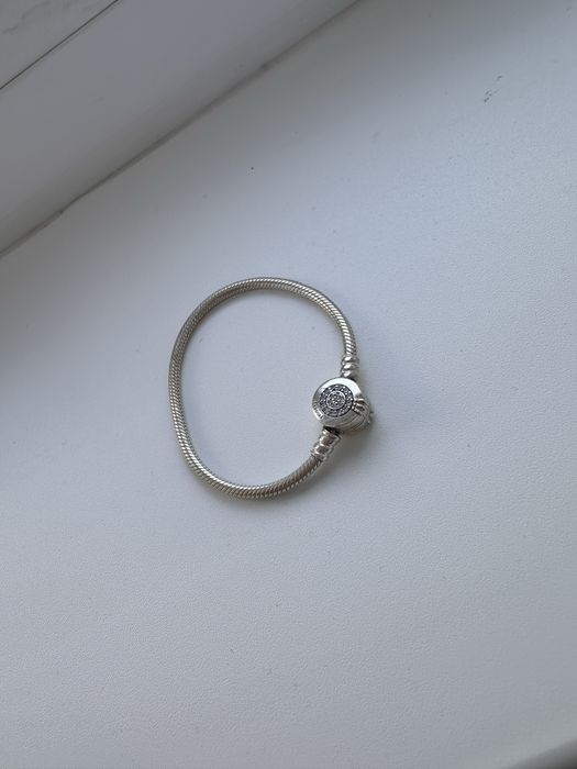 Продам браслет pandora в оригинале