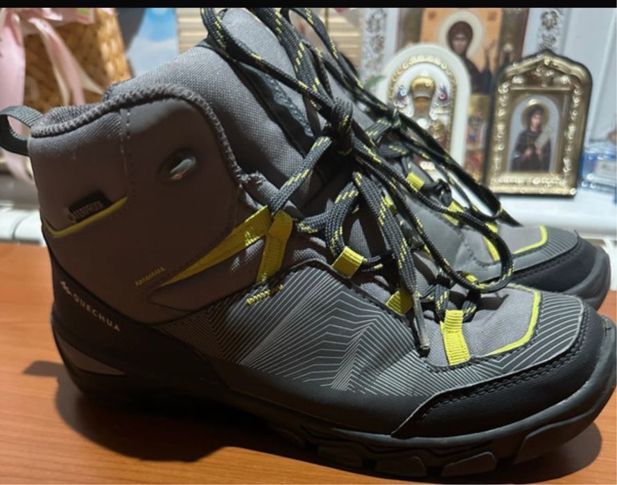 Bocanci drumeție marimea 38