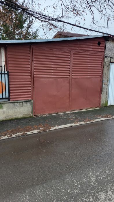 Inchiriez garaj,hala,spatiu pentru diverse activități.