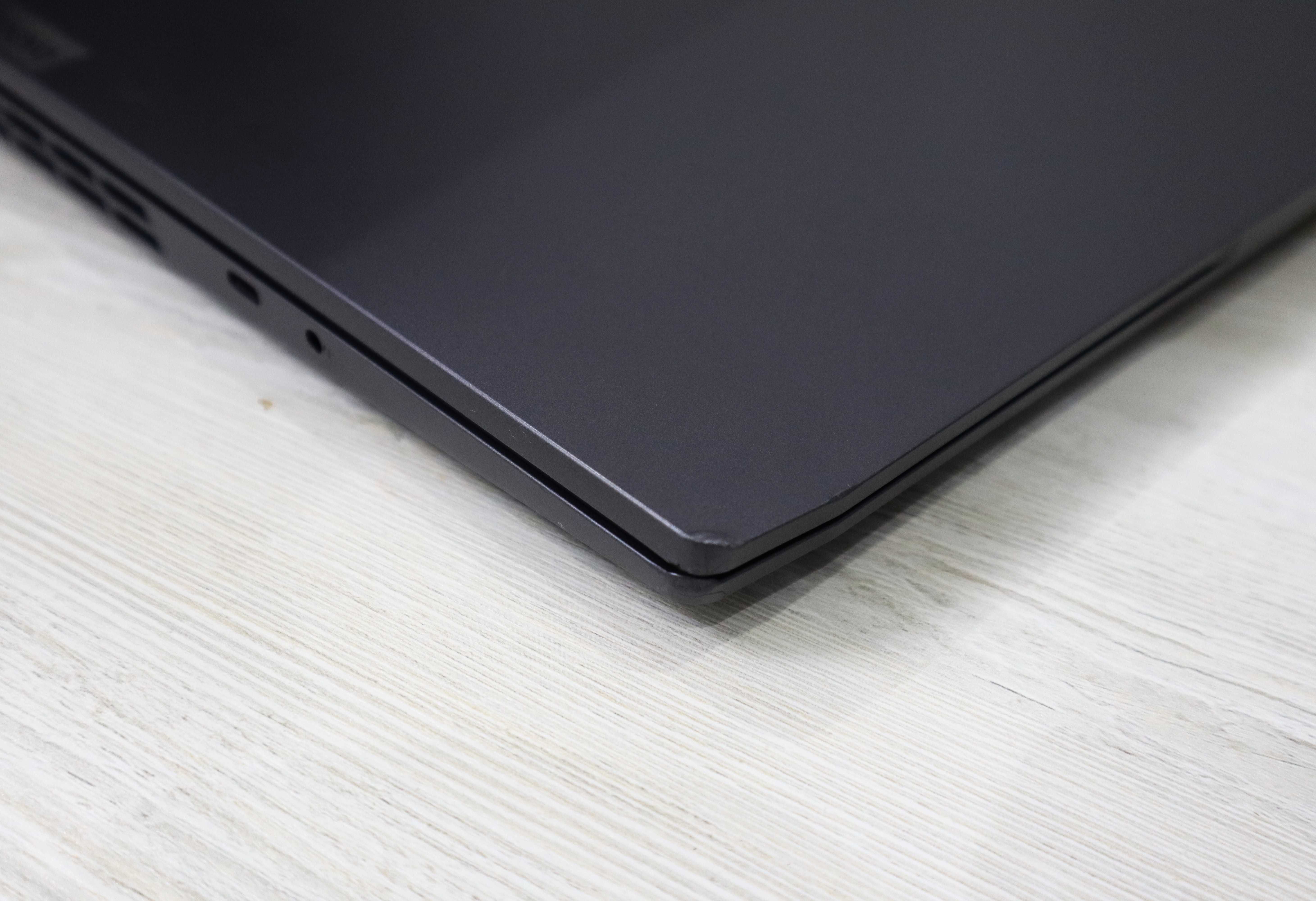 LENOVO LOQ 15APH8/Ryzen 7 7840HS/16GB DDR5/1TB SSD/RTX 4050 - 6GB