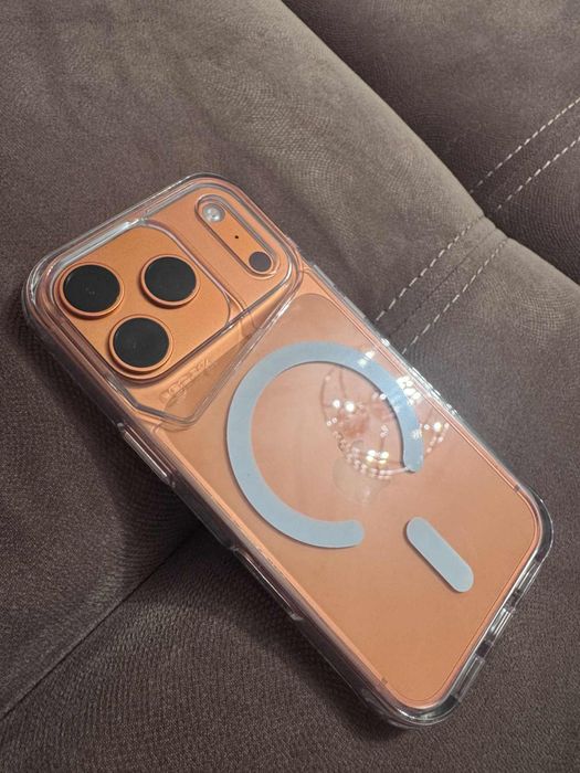 Vând iphone 17 pro ca nou!