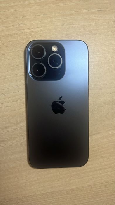 Iphone 15 pro 128 гб в отличном состоянии