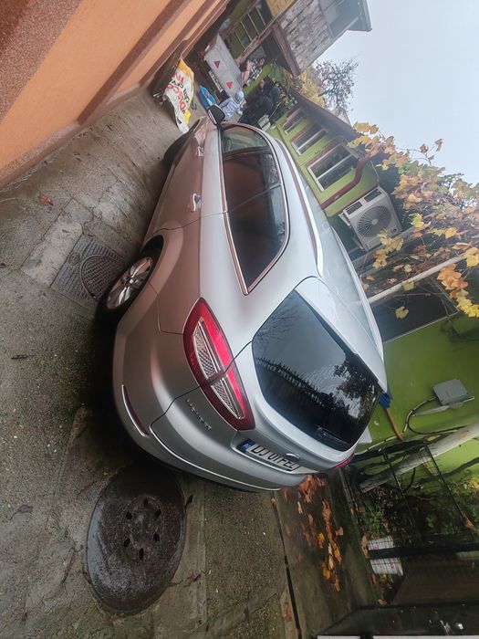 Vând Ford Mondeo brek - 2013 - benzina 1.6