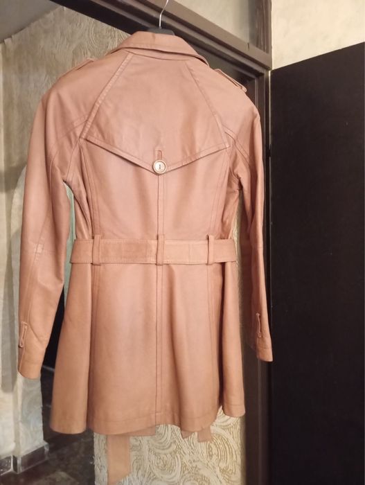 Кожен тренчкот и палто астраган