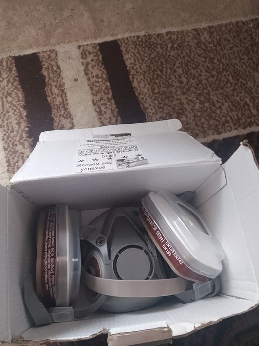 Продам новые. За все 15000