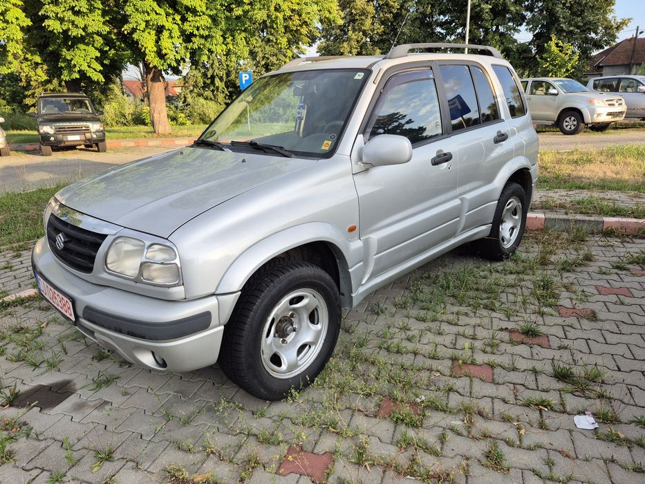Suzuki Grand Vitara //benzina!