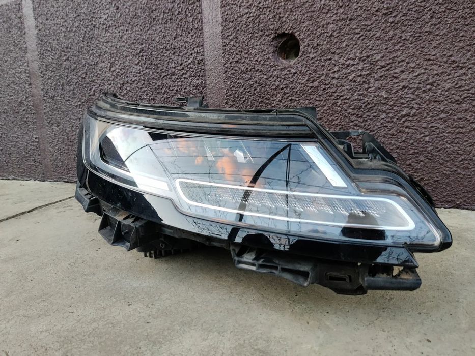 Far dreapta Full LED Land/Range Rover Evoque 2 L551 M8D2-13W029-BA