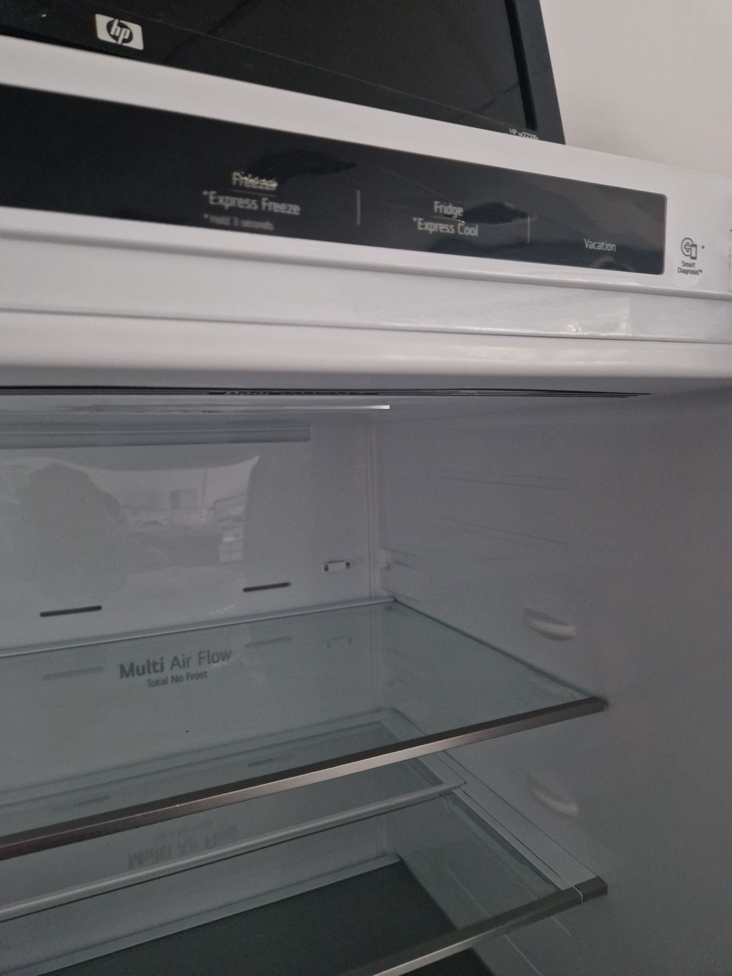 Хладилник с фризер Lg A+++ No Frost
