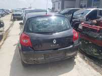 DEZMEMBREZ RENAULT CLIO 3 MOTOR 1.6 avariat frontal 16v fabr 2008