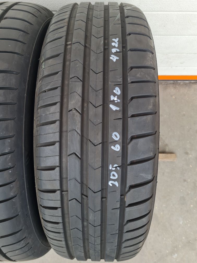 Летни гуми 4 броя VREDESTEIN Ultrac 205 60 R17 дот 4922