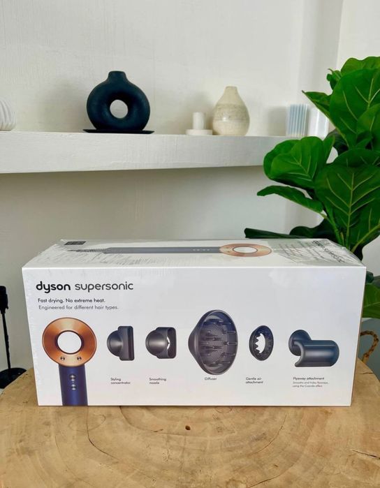 Продам Новый Фен Стайлер Dyson Supersonic Malaysia 5 Магнитных насадок
