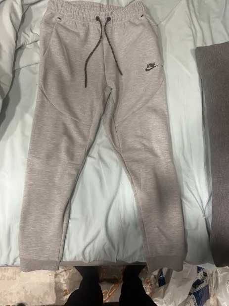 Nike Tech Fleece(сив)