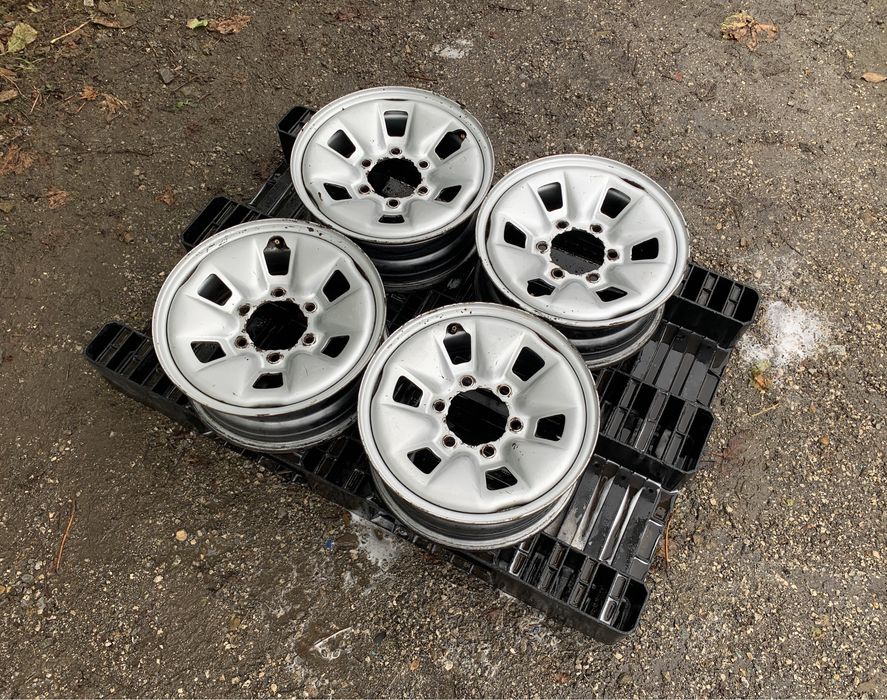 4бр.Оригинални железни джанти 15цола 6x139.7 за Toyota Hilux,Hiace