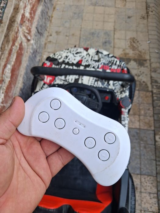 Elektr moshina sotiladi. Xolati alo