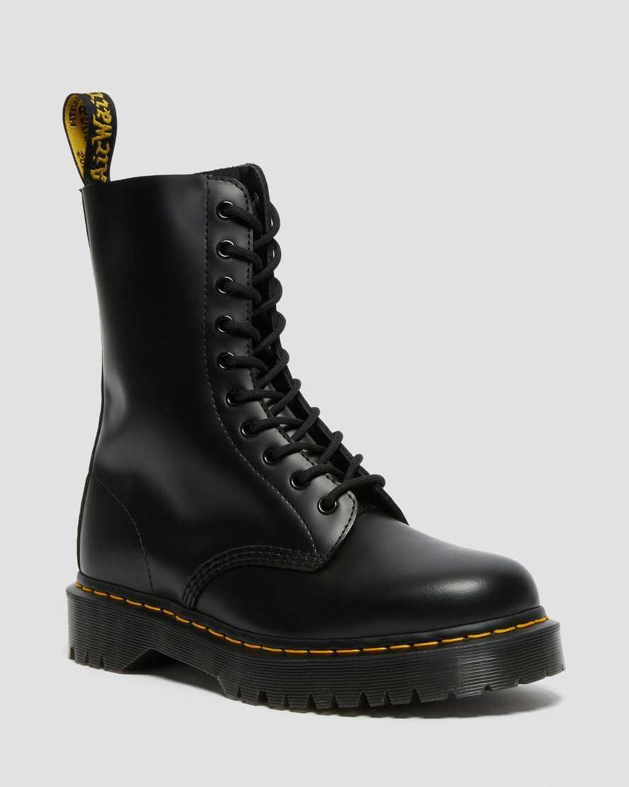 Чисто нови обувки Dr Martens 1490 10 eye Bex - черни (43 номер)