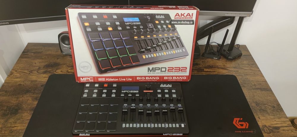 Vand Akai MPD 232 pad controller midi usb rgb Black