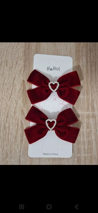 Clame de par fetițe