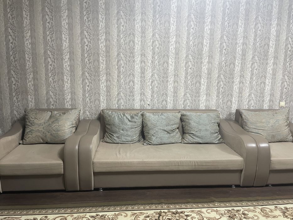 Диван и 2 кресла