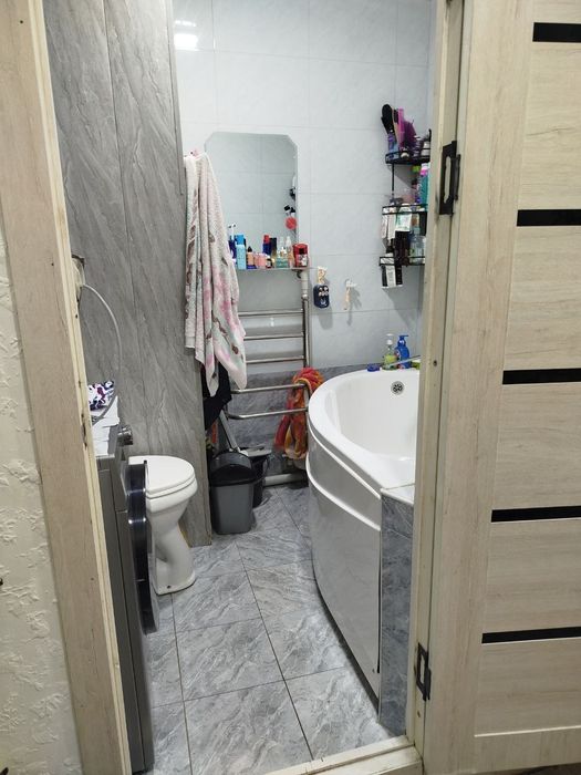 Продаётся 1в2/3/5 Авиагородок лоджия 2*6