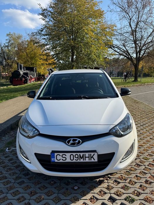 Hyundai i20 Vând urgent. Preț necogiabil.